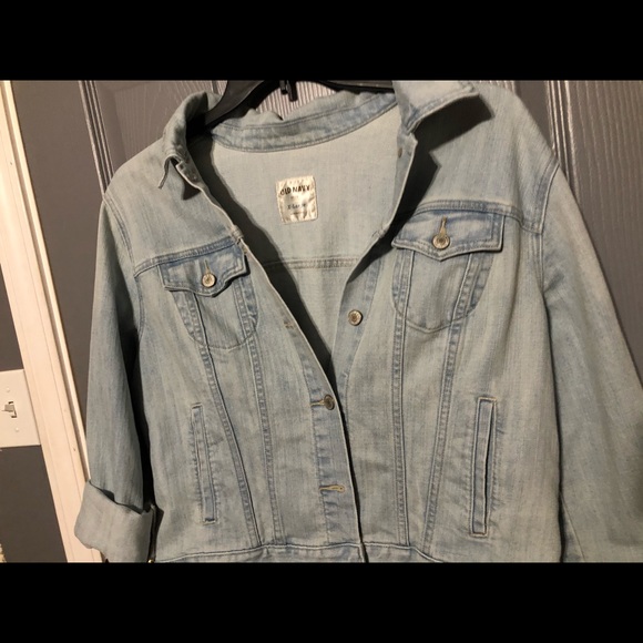Blue Jean Jacket, wear sleeves rolled up or down for the look you want! - Picture 3 of 4